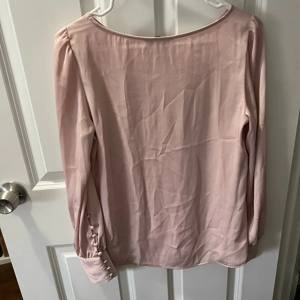 Pink Blouse - sleeve details - Picture 2 of 5